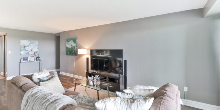 10_Living Room