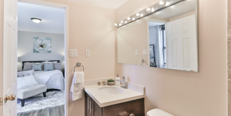 27_Master Ensuite