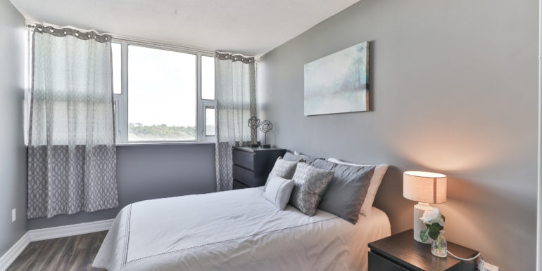 37_Fourth Bedroom