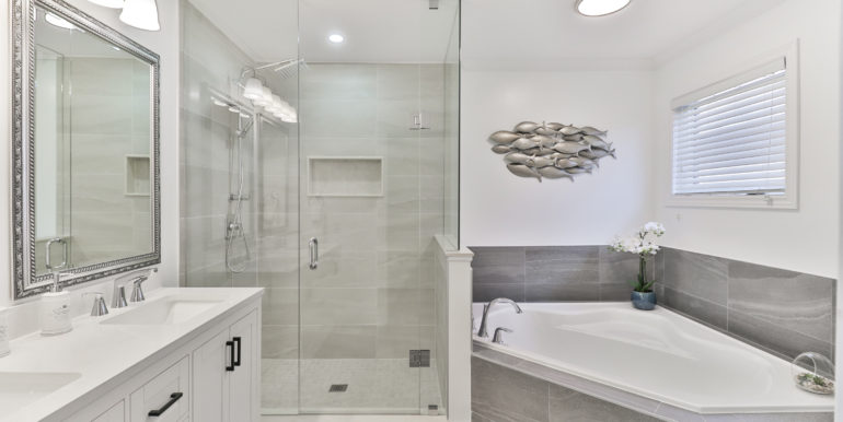 31_Master Ensuite