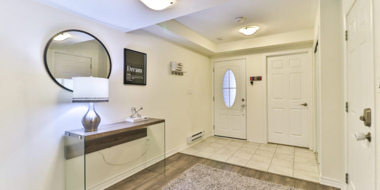 005_Foyer