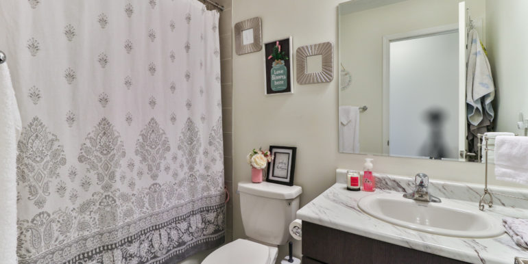 034_Second Bathroom