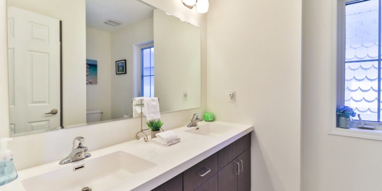 036_Bathroom