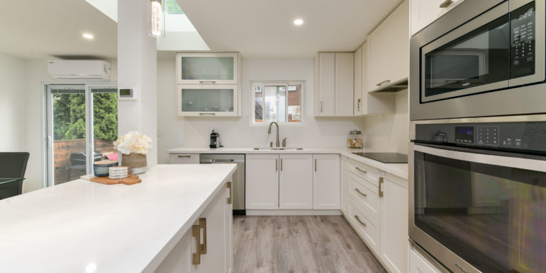 019_Kitchen