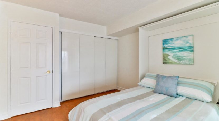 27_secondbedroom