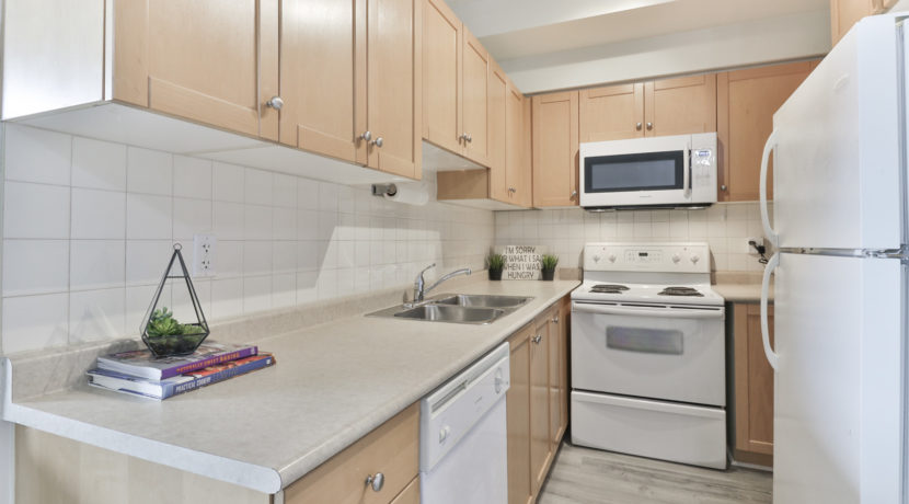 14_Kitchen