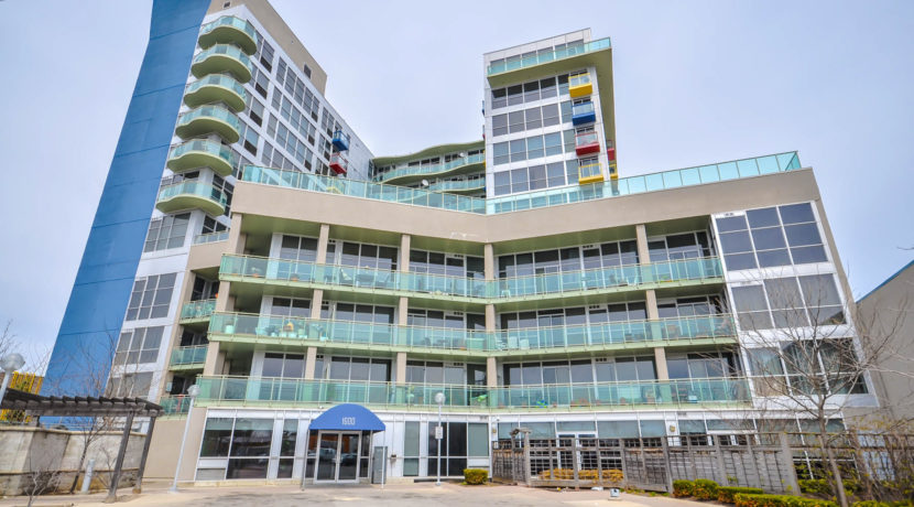 2_Exterior Front
