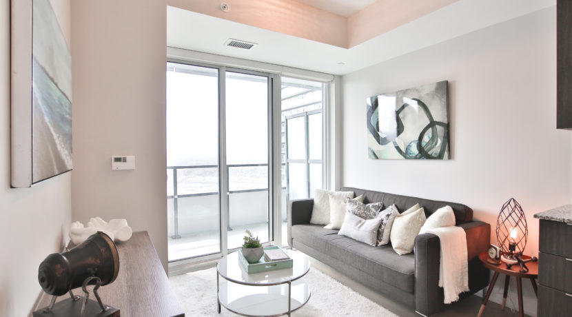 5_Living Room