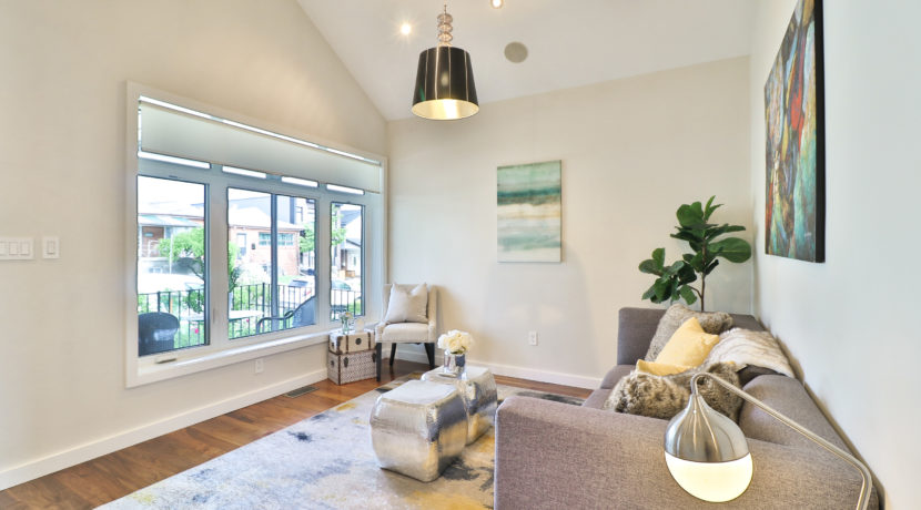 10_Living Room
