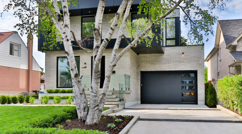 1_Exterior Front