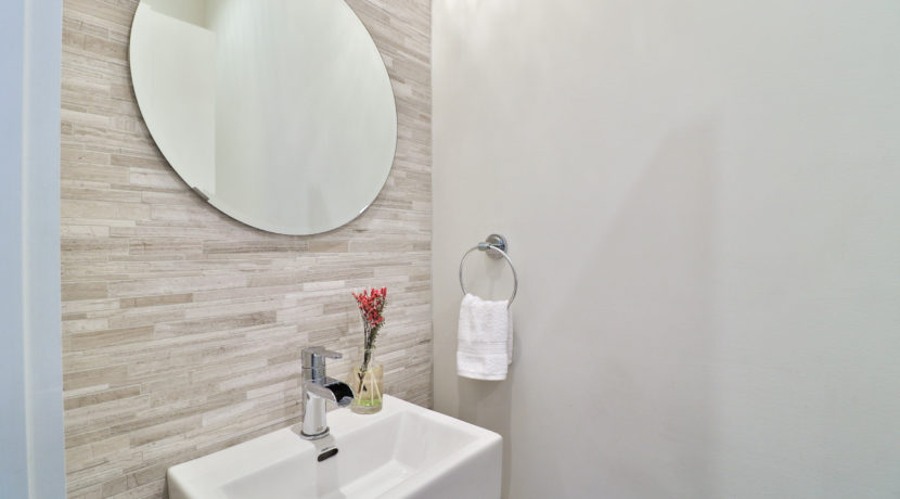37_Bathroom