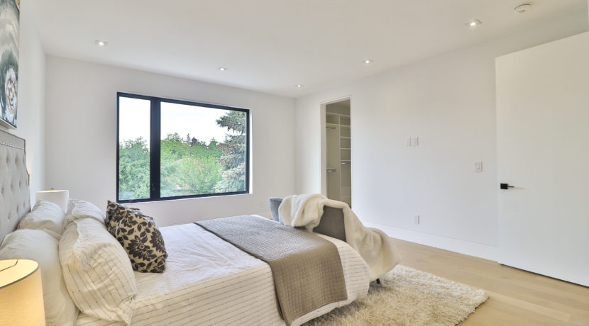 38_Master Bedroom