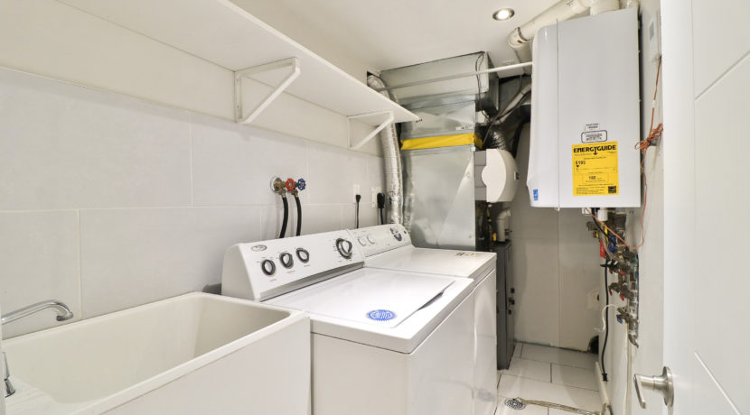40_Laundry Room