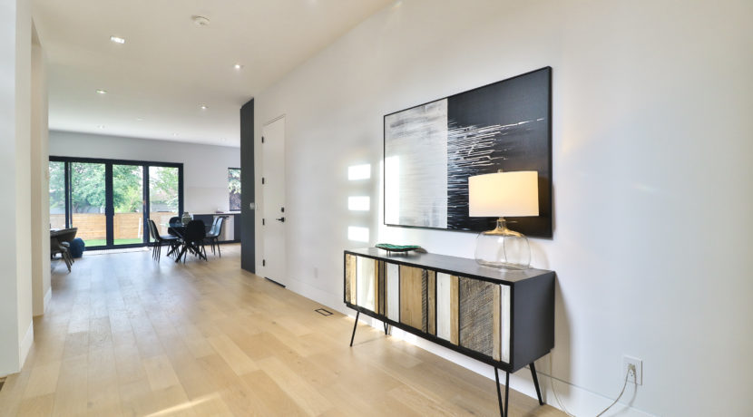 8_Foyer