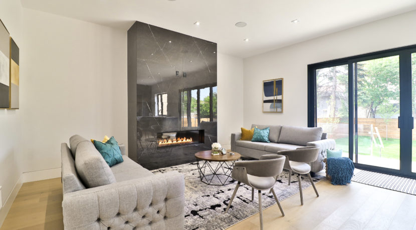 9_Living Room