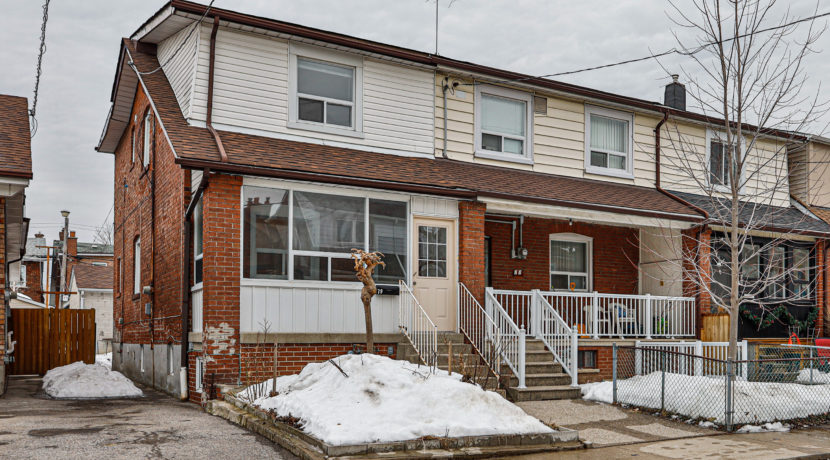 000_Exterior Front