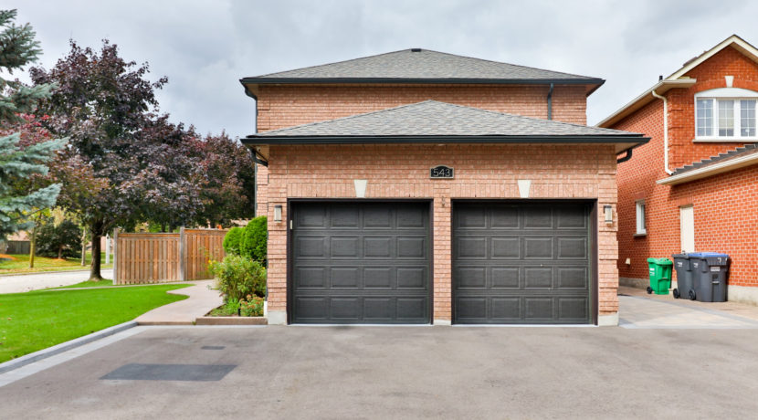 000_Exterior Front
