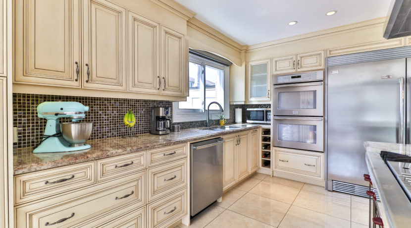 032_Kitchen