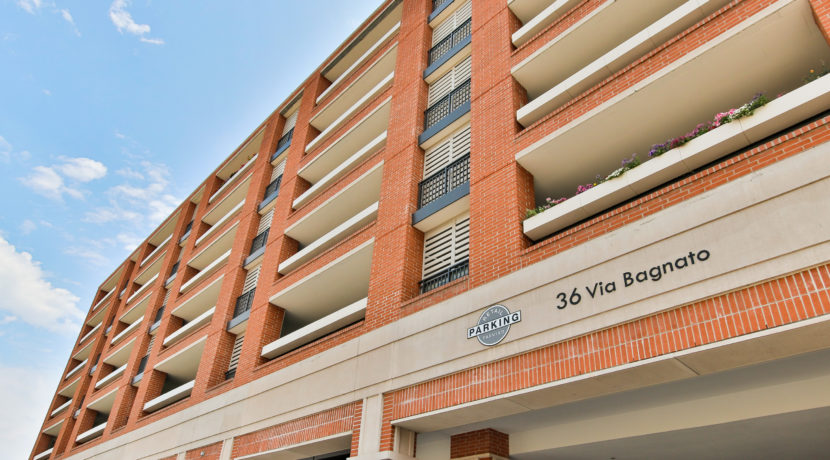 004_Exterior Front