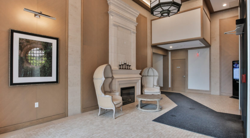 009_Lobby