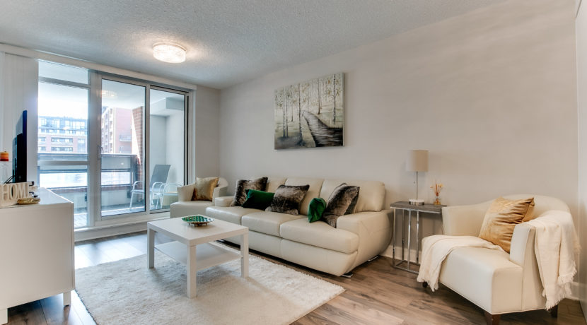 012_Living Room