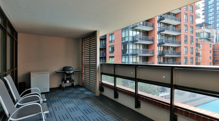 035_Balcony